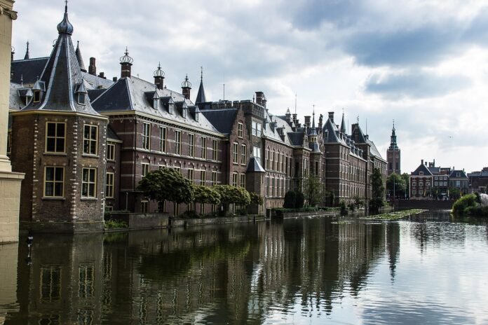 Pieter Omtzigt zegt doei tegen Den Haag