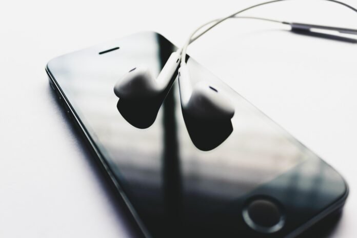 Gehoorschade door oordopjes: een moderne valkuil