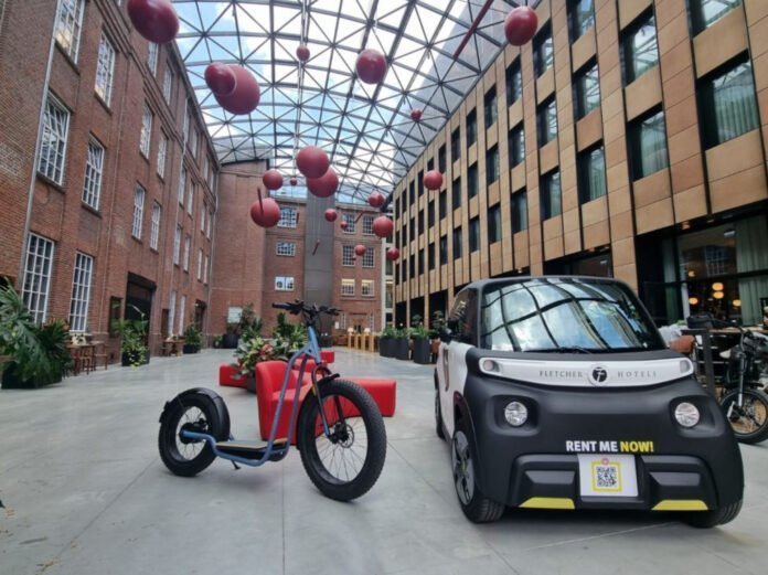 Opel levert 140 elektrische Rocks aan Fletcher Hotels