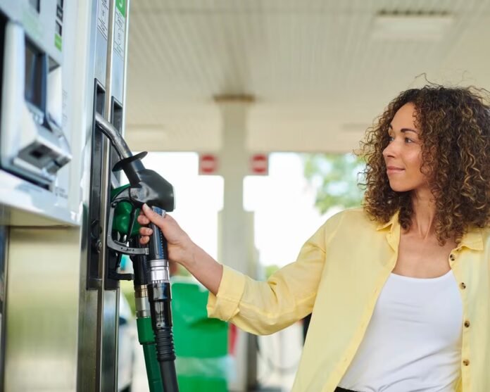 ANWB roept kabinet op: stop indexering accijns brandstof