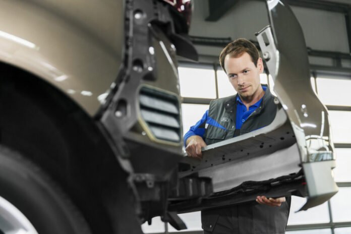 Ford verlaagt prijzen van onderdelen voor oudere voertuigen tot 25 procent