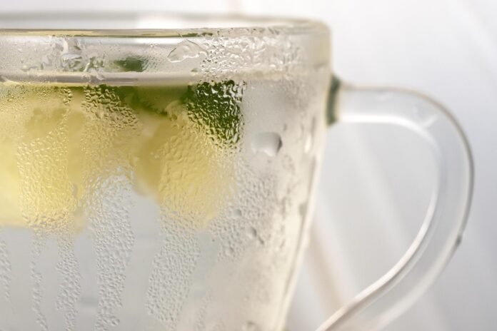 Water drinken: koud, warm of lauw wat werkt het best