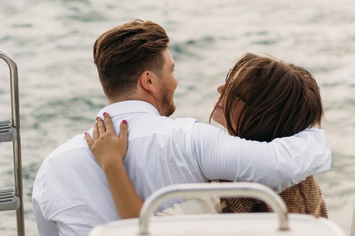 Monogame relatie: liefde, trouw en balans