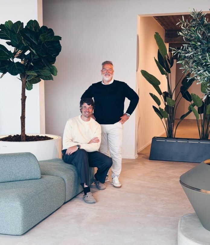 Mazu opent eerste permanente showroom op de Zeedijk in Knokke