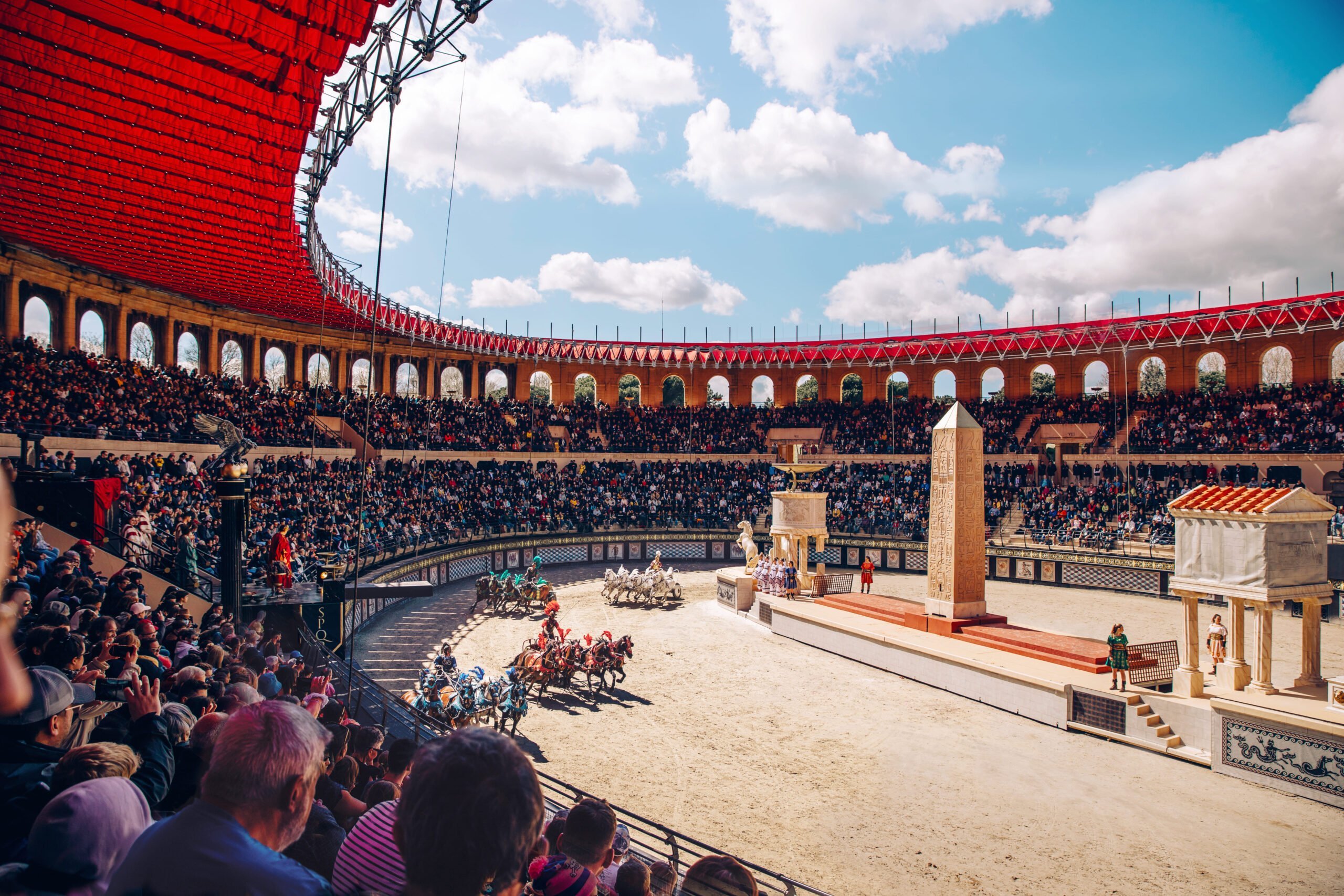 Parkshow'Le Signe du Triomphe' Arthur Aumond