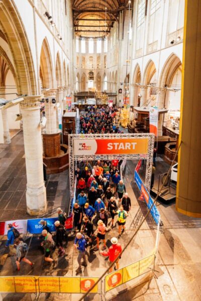 De start in De Grote Kerk Alkmaar