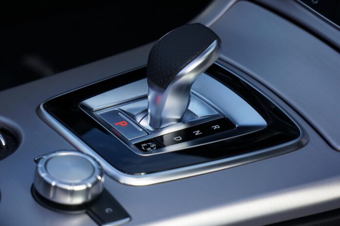 Lichte stijging autoregistraties in mei