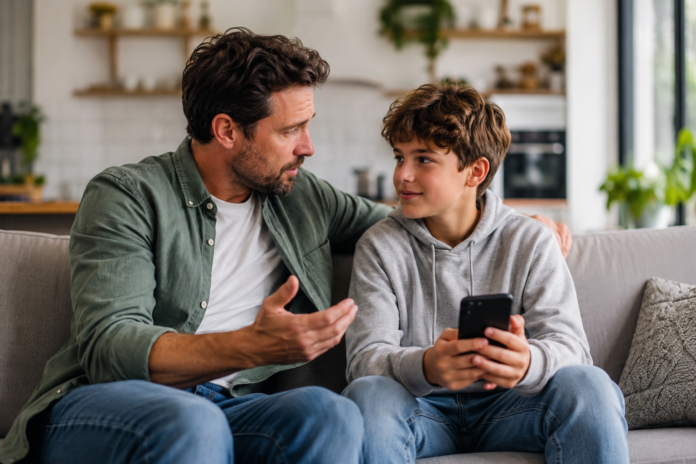 Kinderen krijgen steeds jonger een smartphone